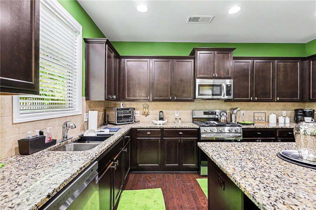 4110 Bunker Drive SW