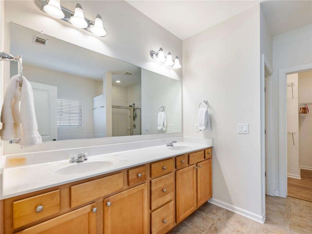 7839 Keepsake Lane, Flowery Branch, Georgia image 31