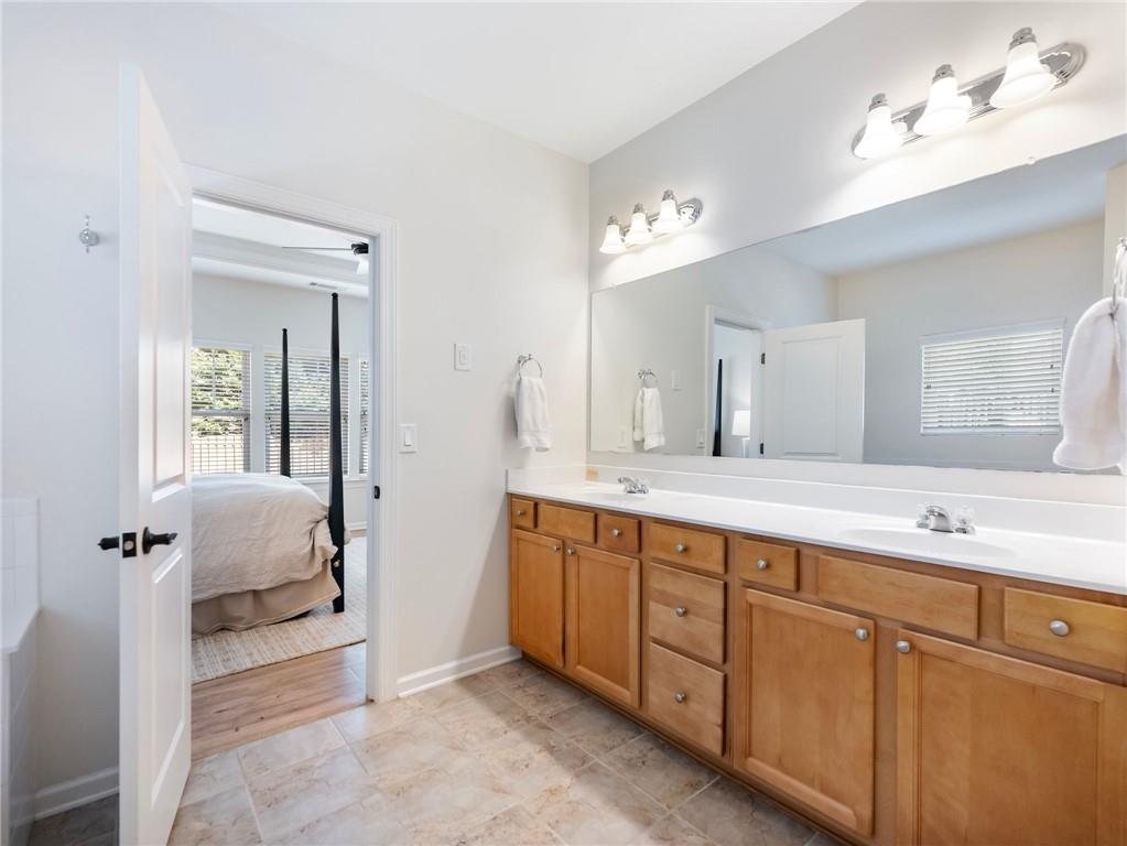7839 Keepsake Lane, Flowery Branch, Georgia image 33