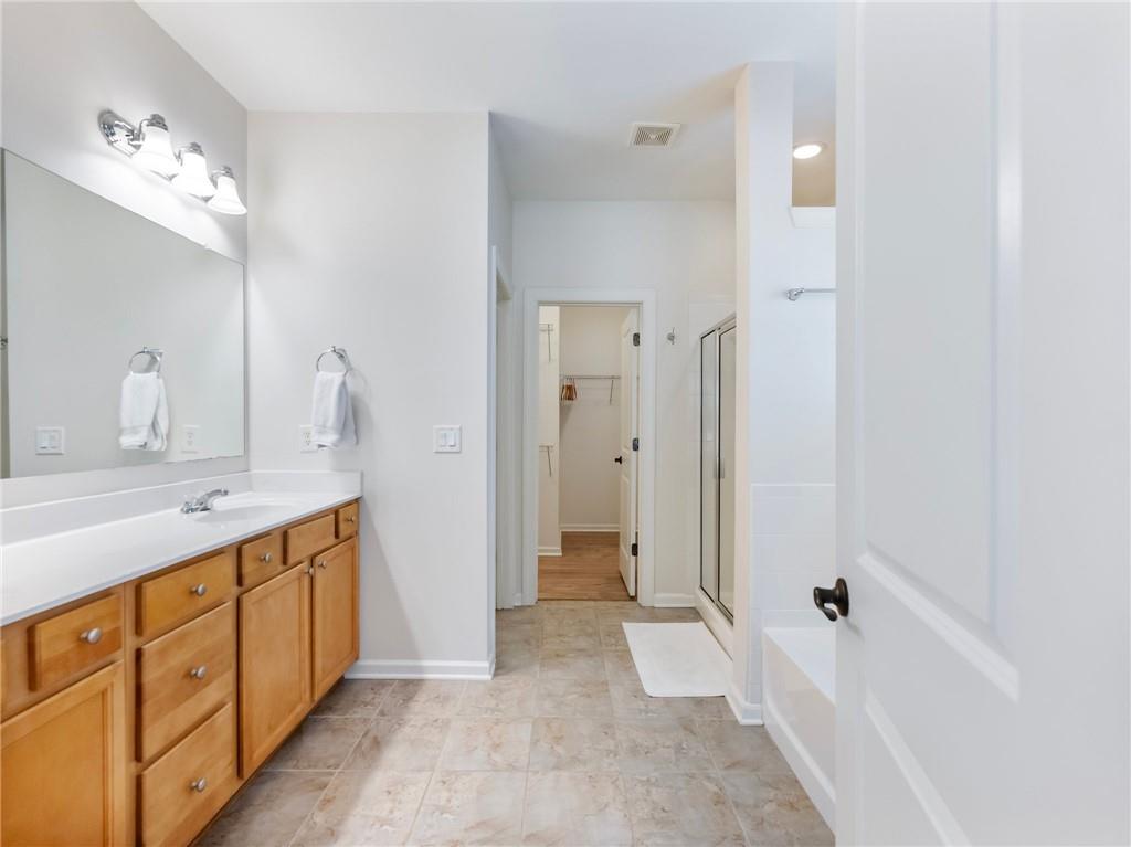 7839 Keepsake Lane, Flowery Branch, Georgia image 30