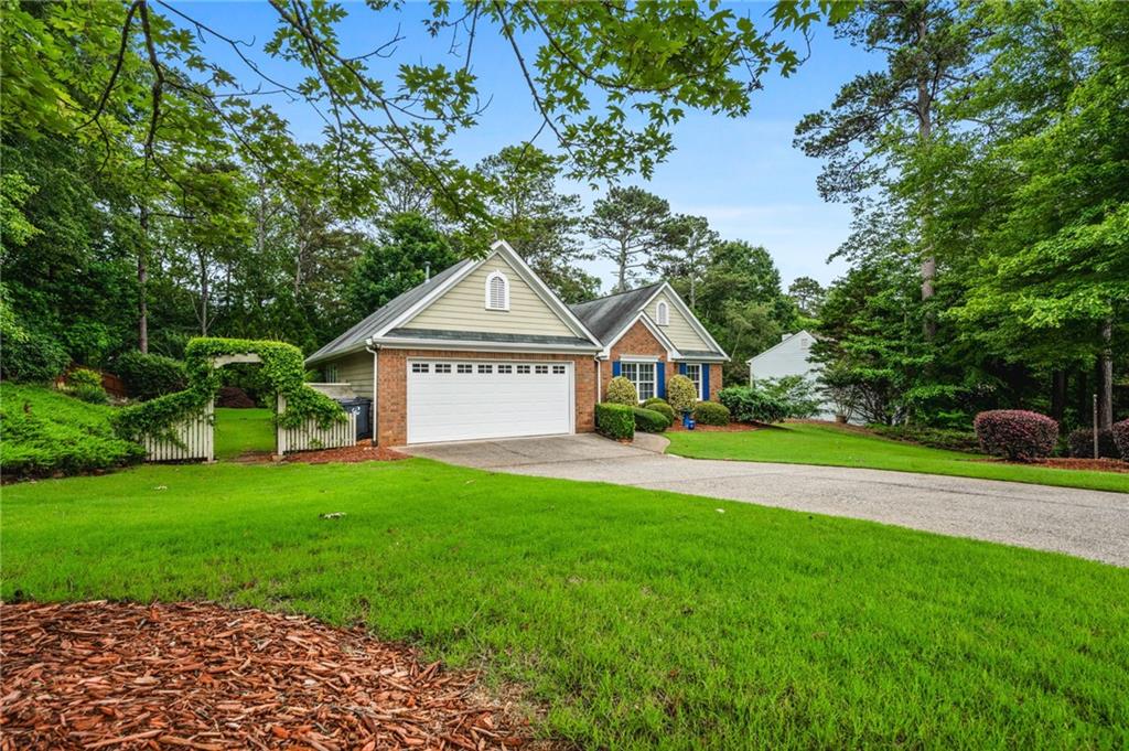 3770 Wake Robin Way