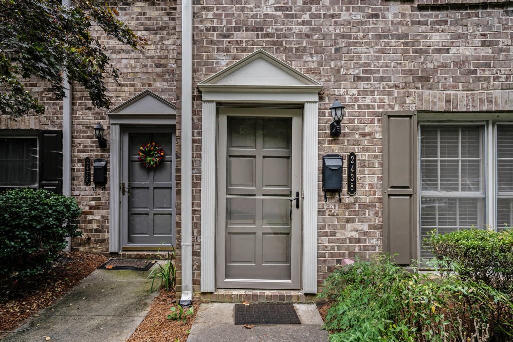 2438 Northlake Court, Atlanta, Georgia image 3