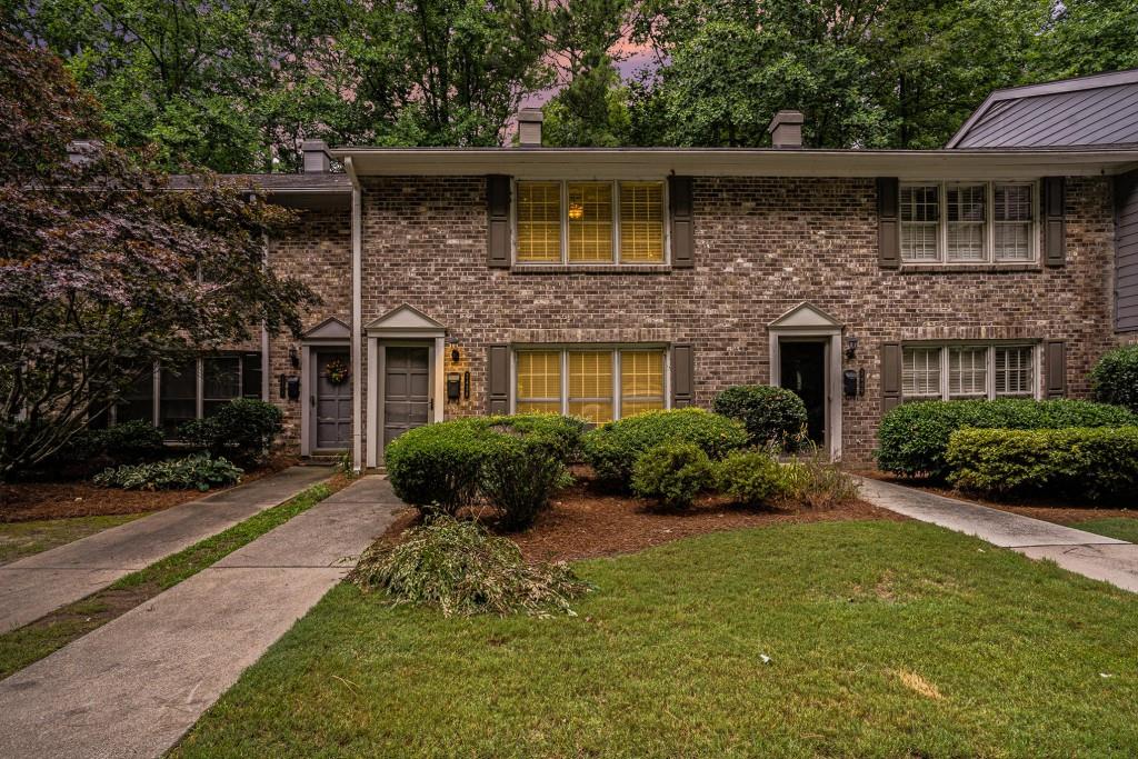 2438 Northlake Court, Atlanta, Georgia image 2