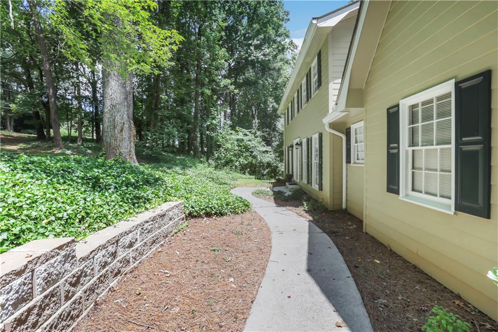 2225 Mountain Creek Drive