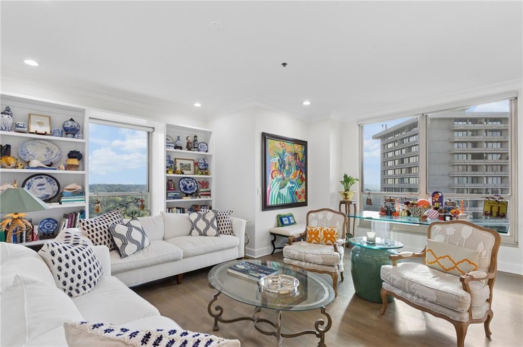 2626 Peachtree Road NW 1807