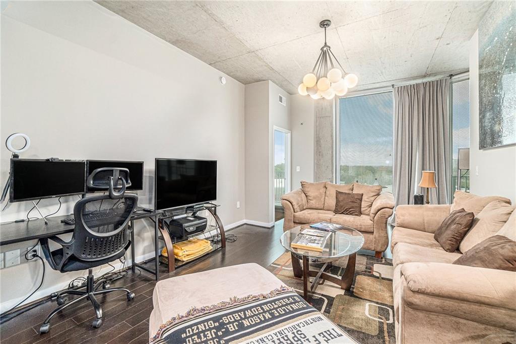 361 17th Street NW 816