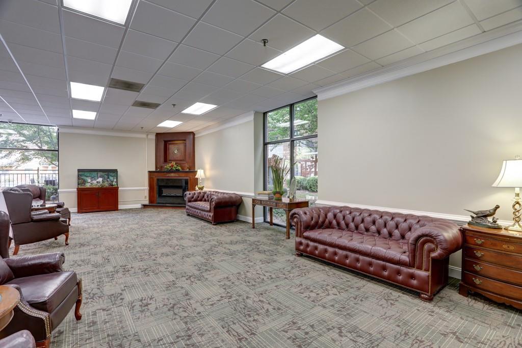 300 Johnson Ferry Road NE A714