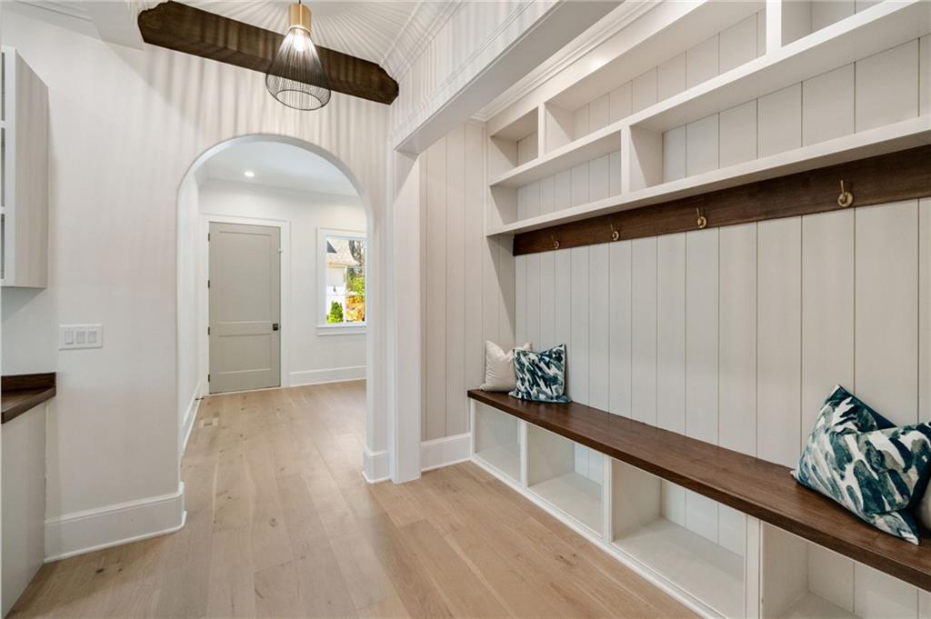 1068 Moores Mill Road, Atlanta, Georgia image 22
