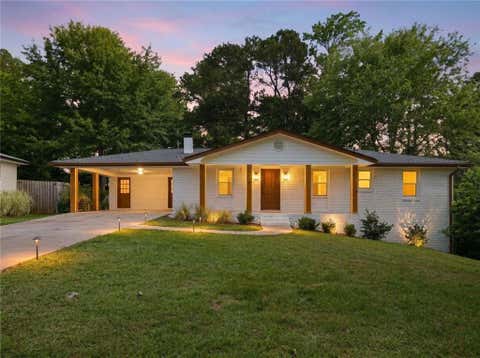 Homes For Sale - 501 Pineview Drive<br/> Smyrna, GA 30082