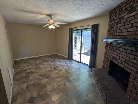 Townhouse For Sale - 8839 Long Beach Circle<br/> Sandy Springs, GA 30350