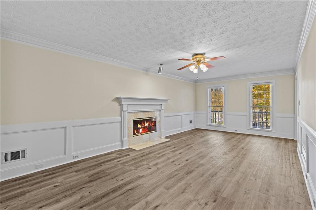 FLOWERS CROSSING - Residential