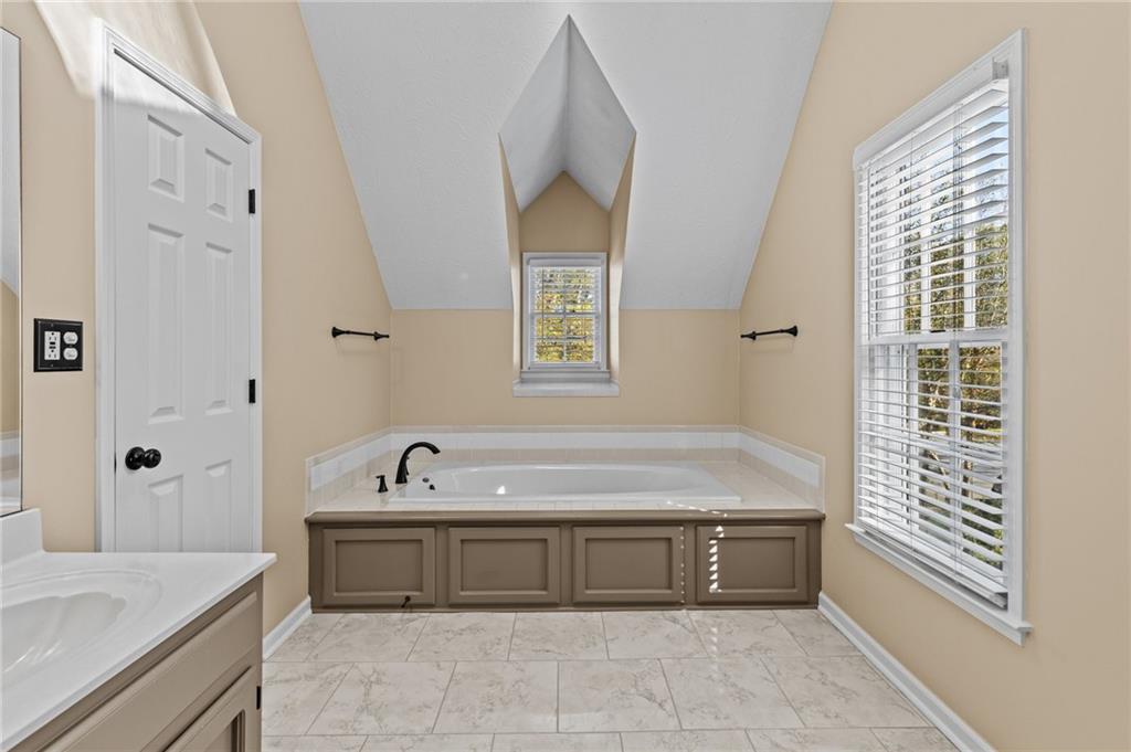 FLOWERS CROSSING - Residential