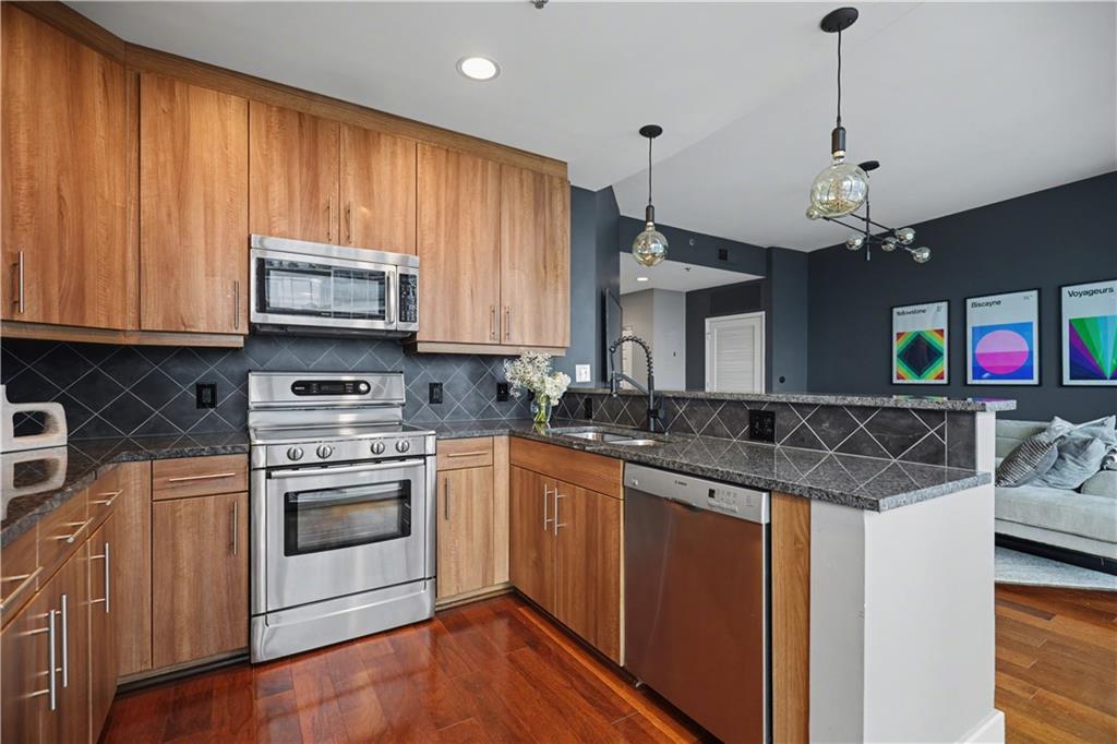 1080 Peachtree Street NE 2108