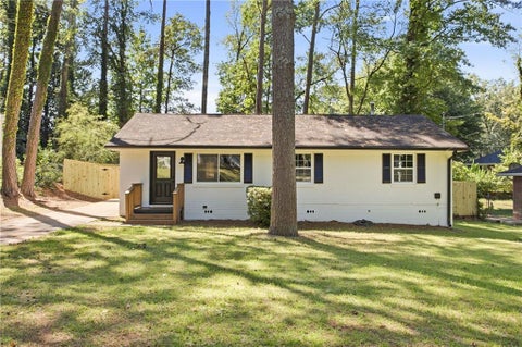 Photo of 1676 Hollyhock Terrace, Decatur, GA 30032 (MLS # 7826290)