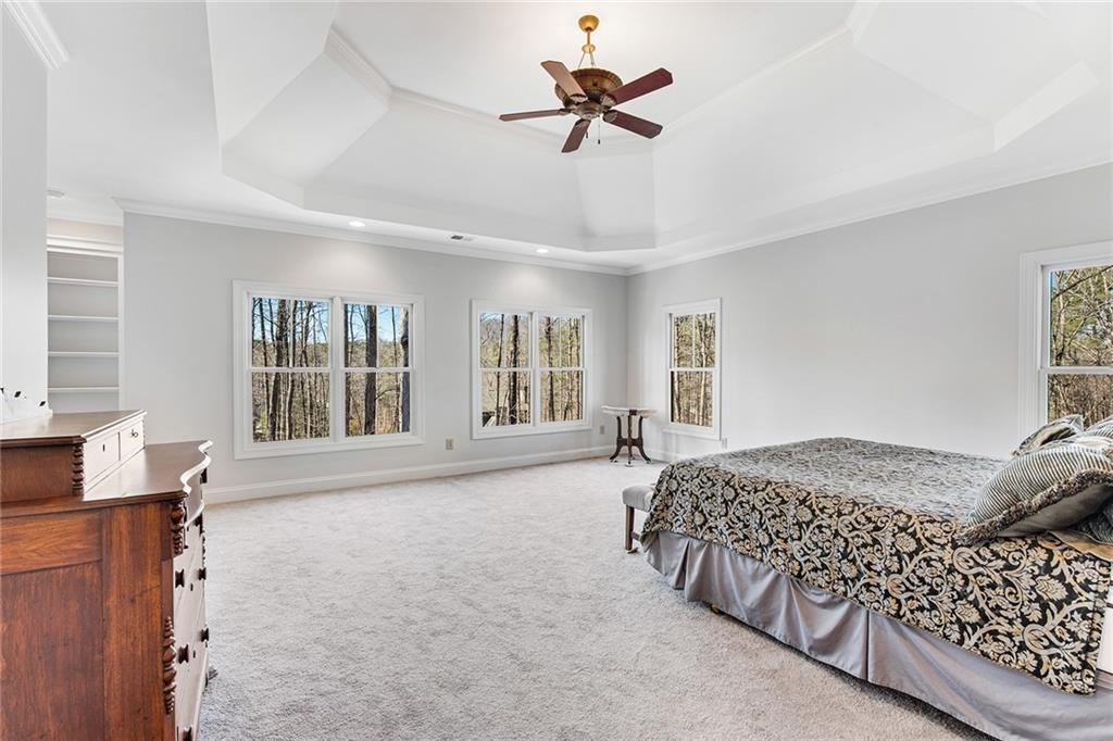 OAKTON POND - Residential