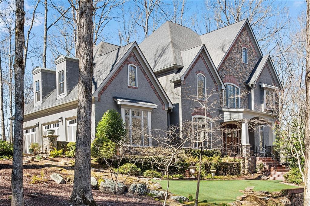 OAKTON POND - Residential