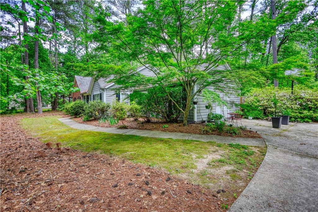 3319 Stewart Road