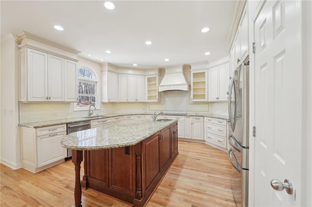 219 Woodcliff Court, Suwanee, Georgia image 16