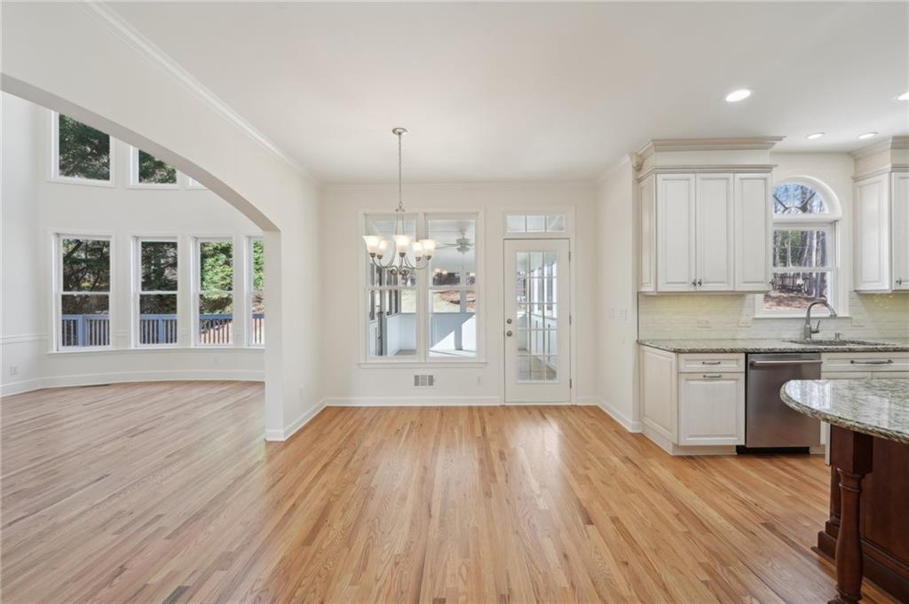 219 Woodcliff Court, Suwanee, Georgia image 22