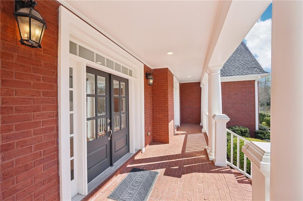 219 Woodcliff Court, Suwanee, Georgia image 8