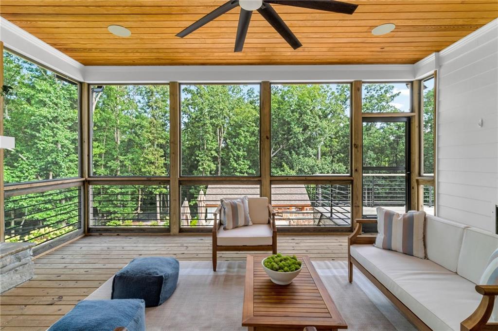 Creekview Falls - Residential