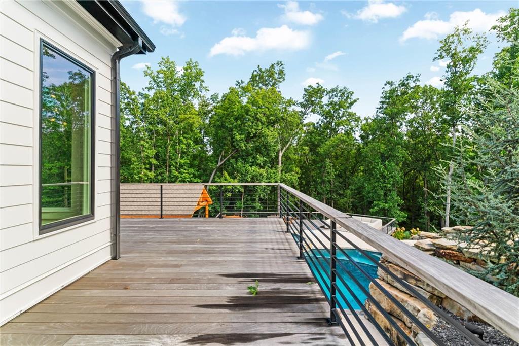Creekview Falls - Residential