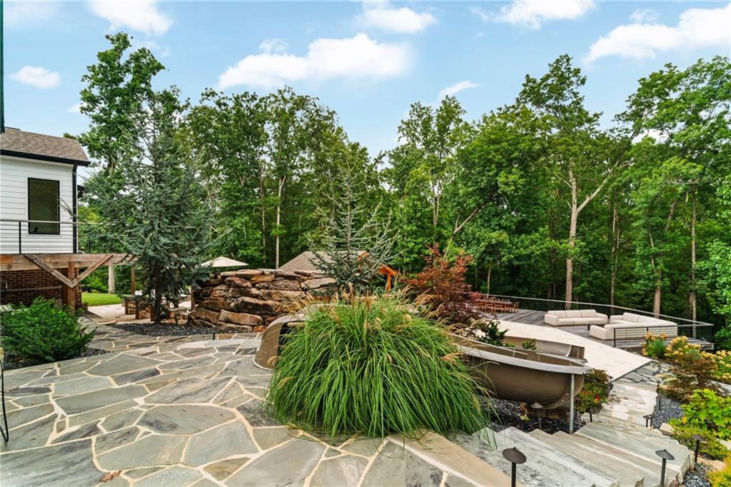 Creekview Falls - Residential