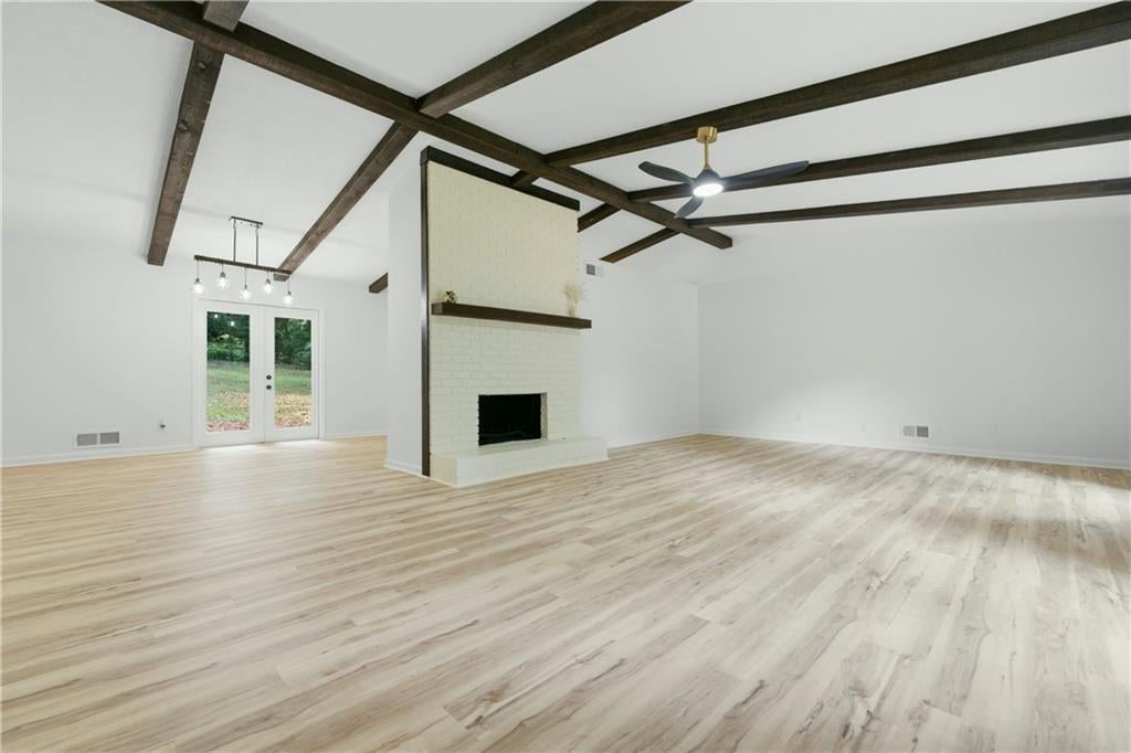 411 Hunters Lane