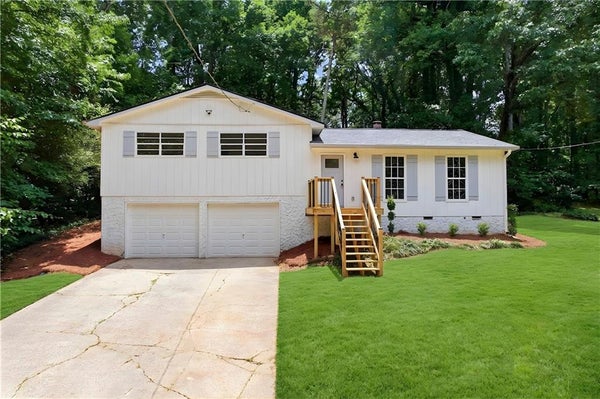 411 HUNTERS LN, WOODSTOCK, GA 30189 - Image 05e84fb72487e18cf957e198e3a5a4e7/3684236573