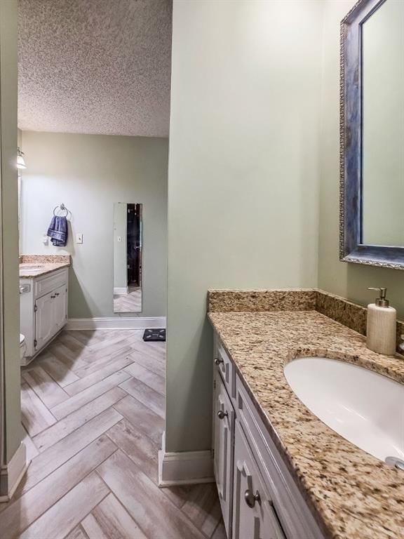 5161 Willow Point Parkway