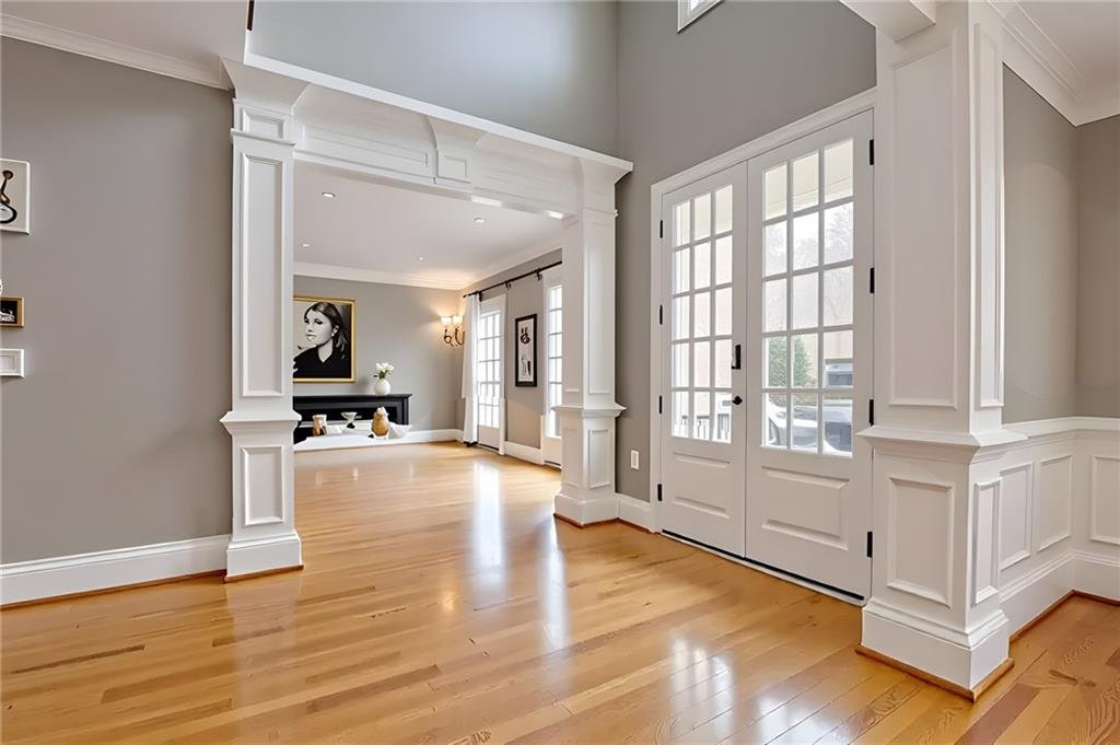 745 Glengate Place
