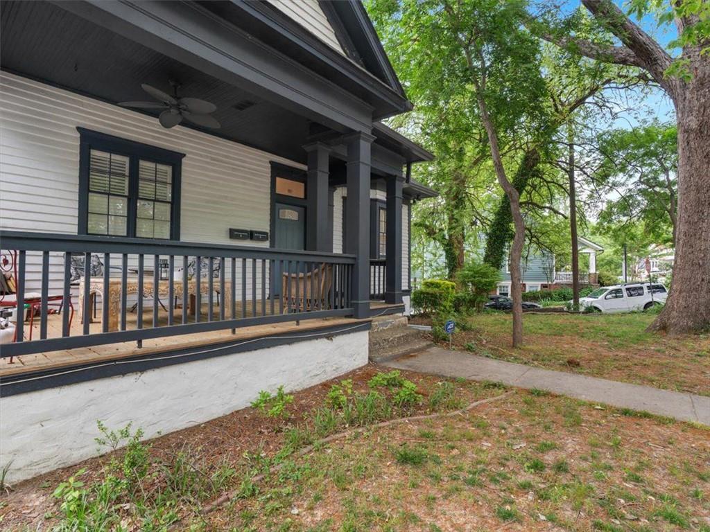 760 W ASHLAND Avenue NE