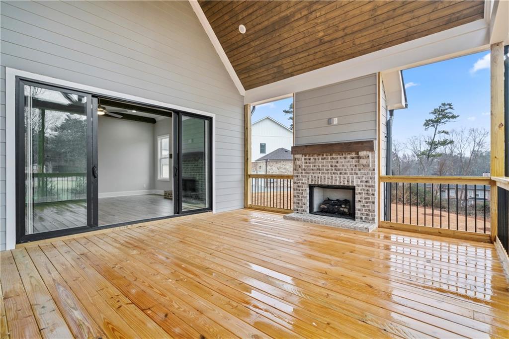 Lassiter Cove - Residential