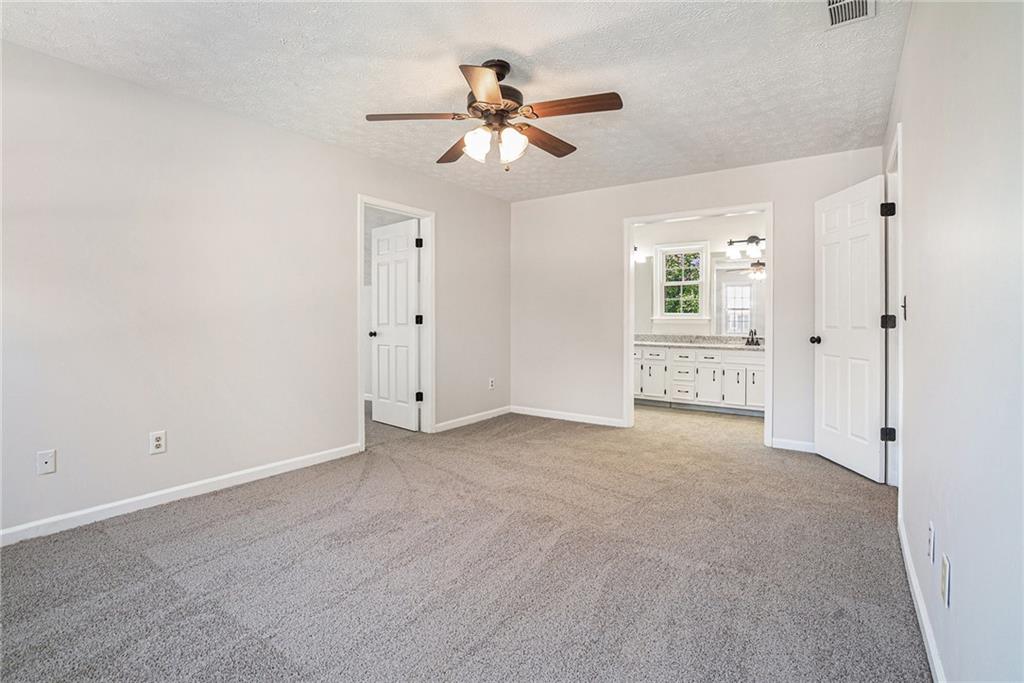 1305 Blankenship Lane, Lilburn, Georgia image 14