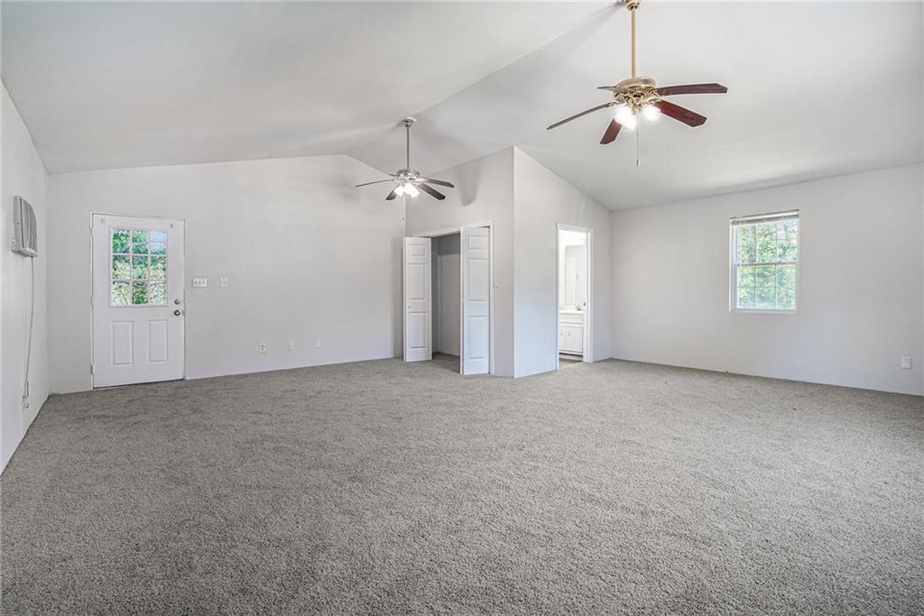 1305 Blankenship Lane, Lilburn, Georgia image 21
