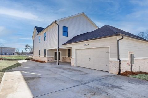 A home in Flowery Branch