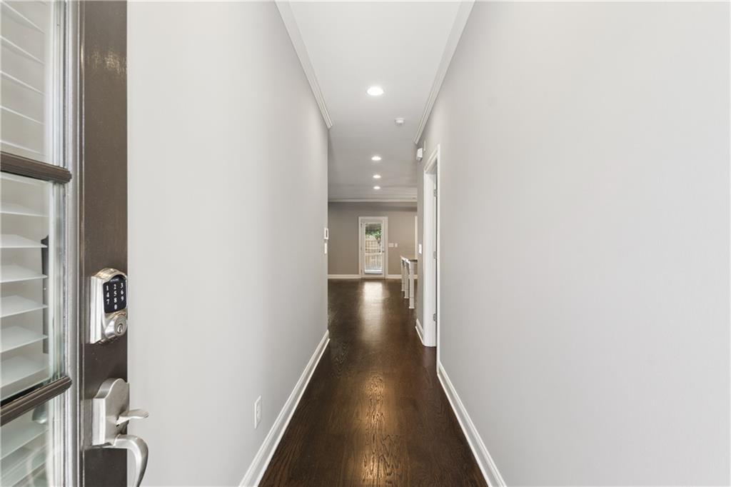 1056 Johnson Grove