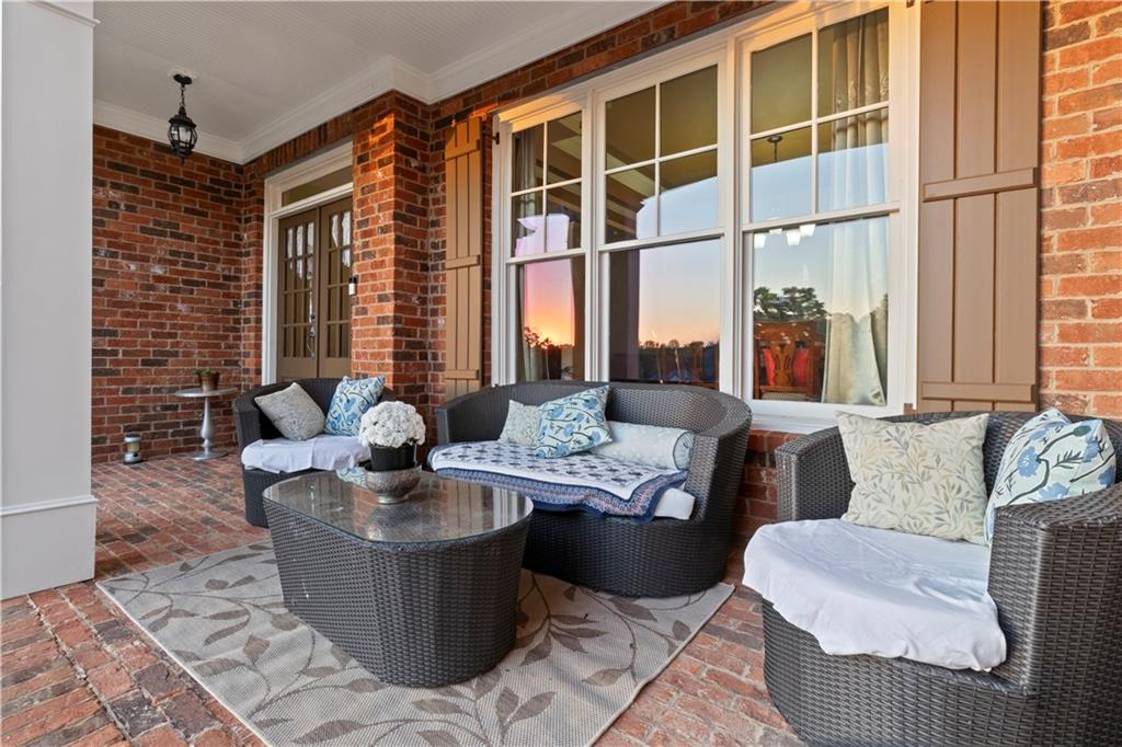 5036 Glen Forrest Drive, Flowery Branch, Georgia image 7
