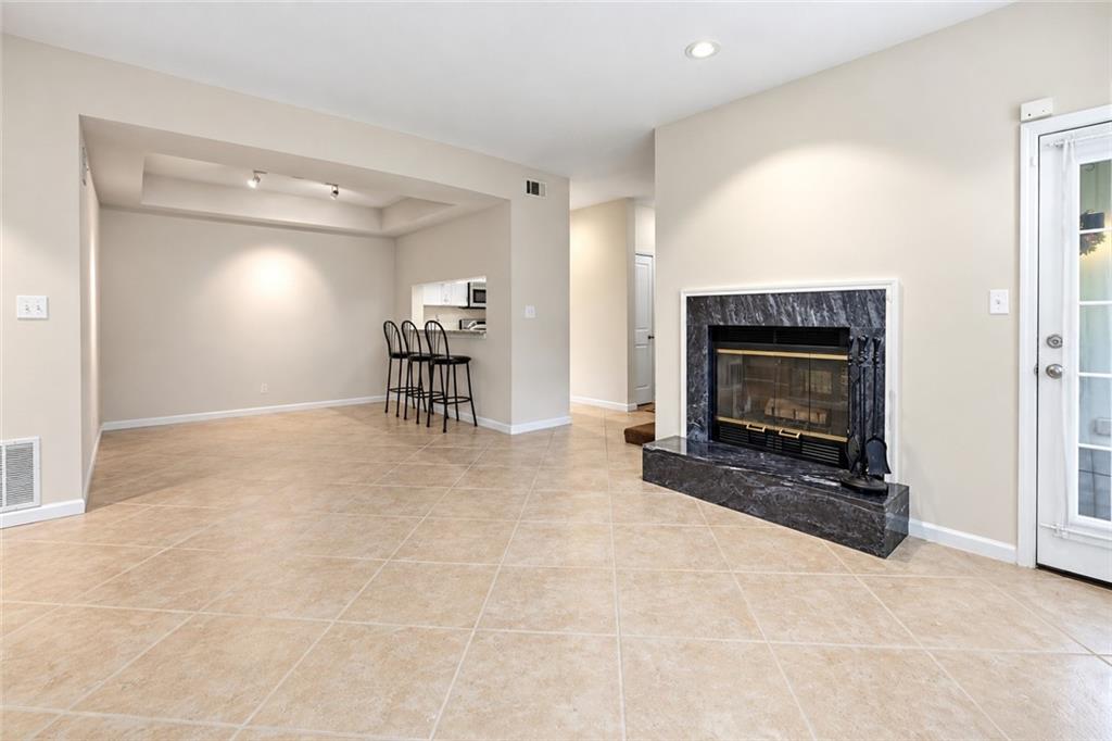 240 Renaissance Parkway NE 211