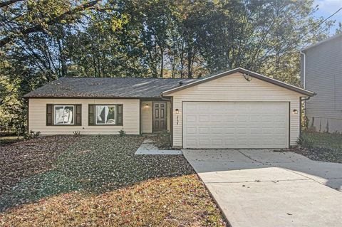 2154 SCARBROUGH Drive Stone Mountain GA 30088