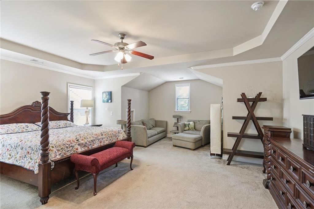 218 Ballymore Lane