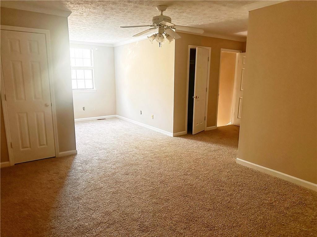 532 Huntington Road 7