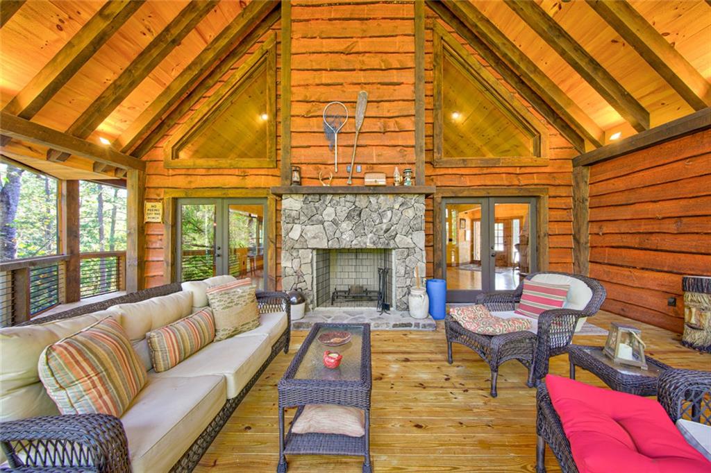 380 Biguns Boulevard