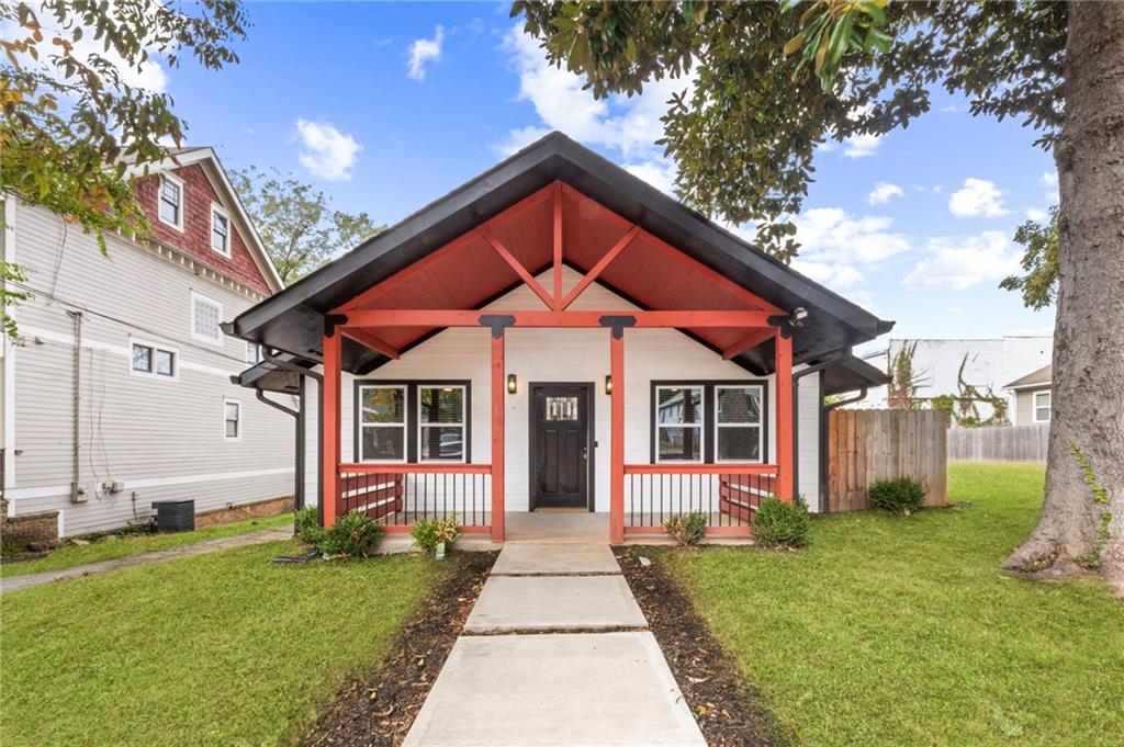 650 Simmons Street NW