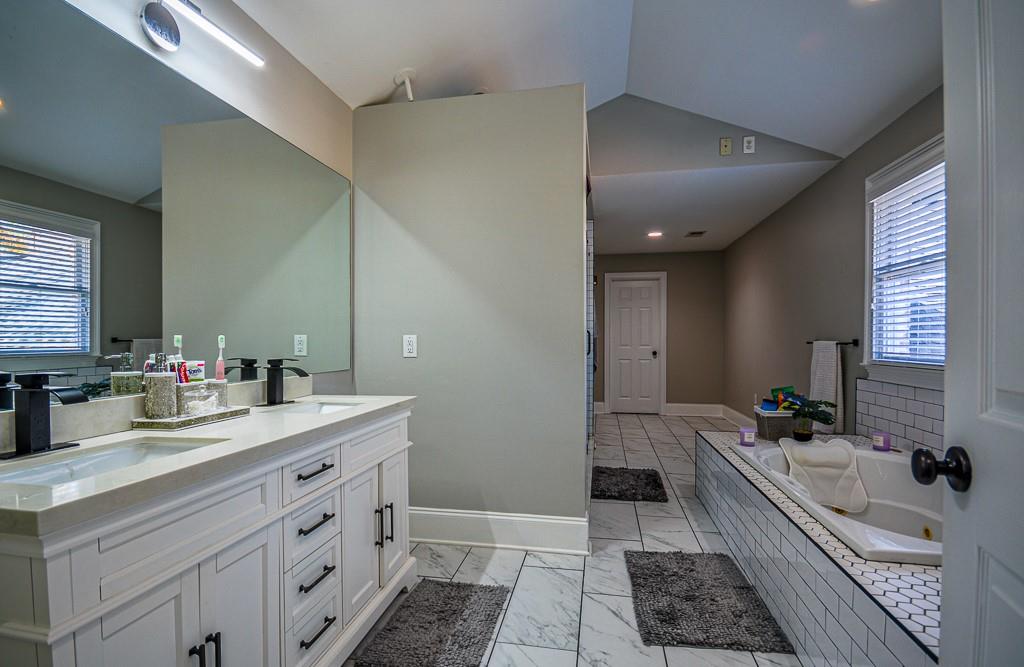 Cheatham Hill Park - Residential