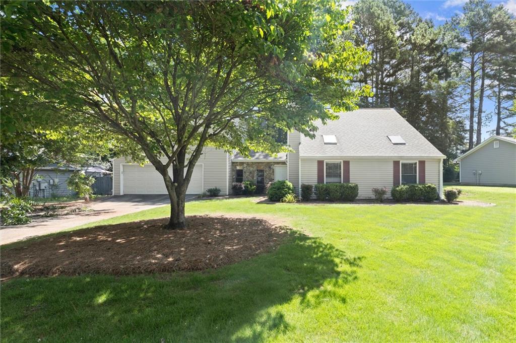 2272 Macby Drive