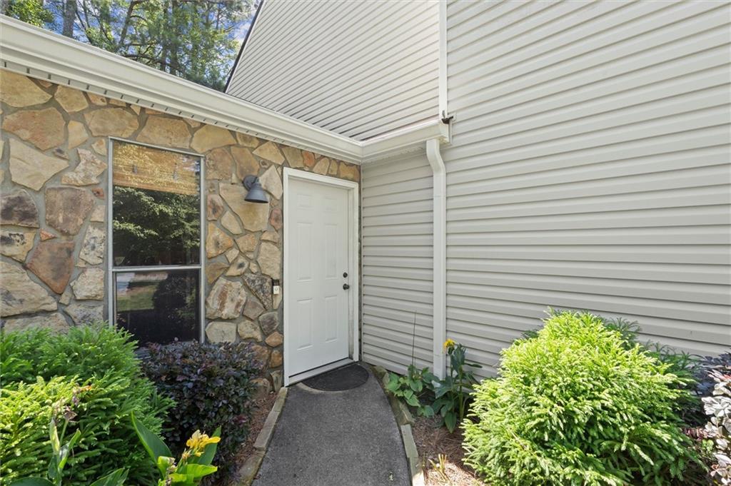 2272 Macby Drive