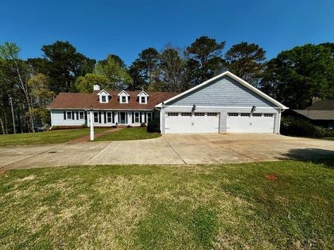 Homes For Sale - 110 Thomas Drive<br/> Troup County, LaGrange, GA 30240