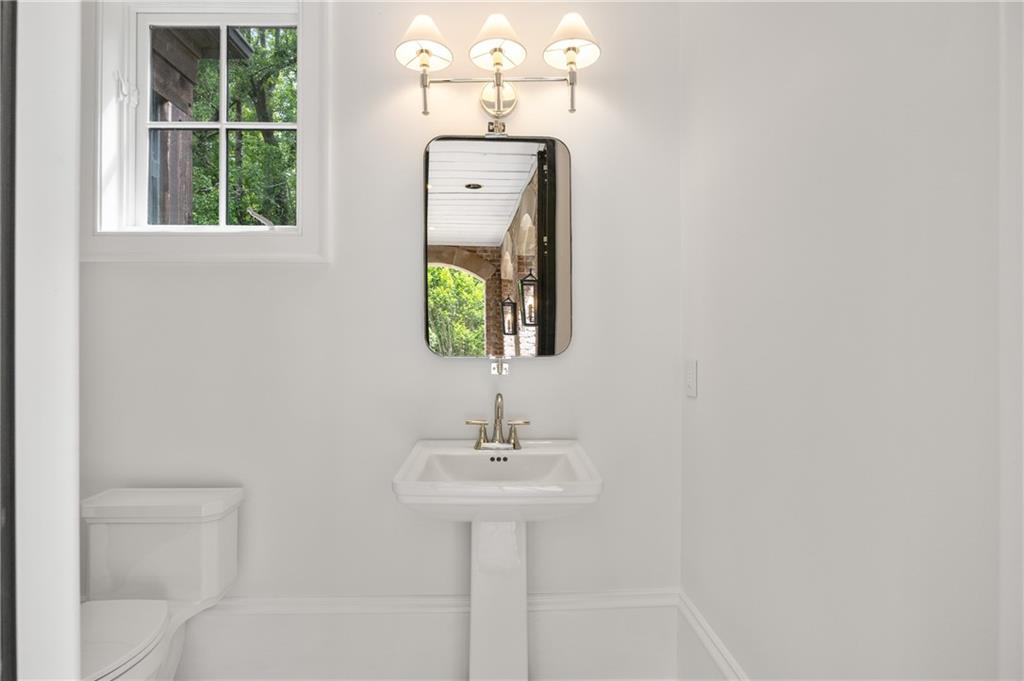 Sandy Springs - Residential