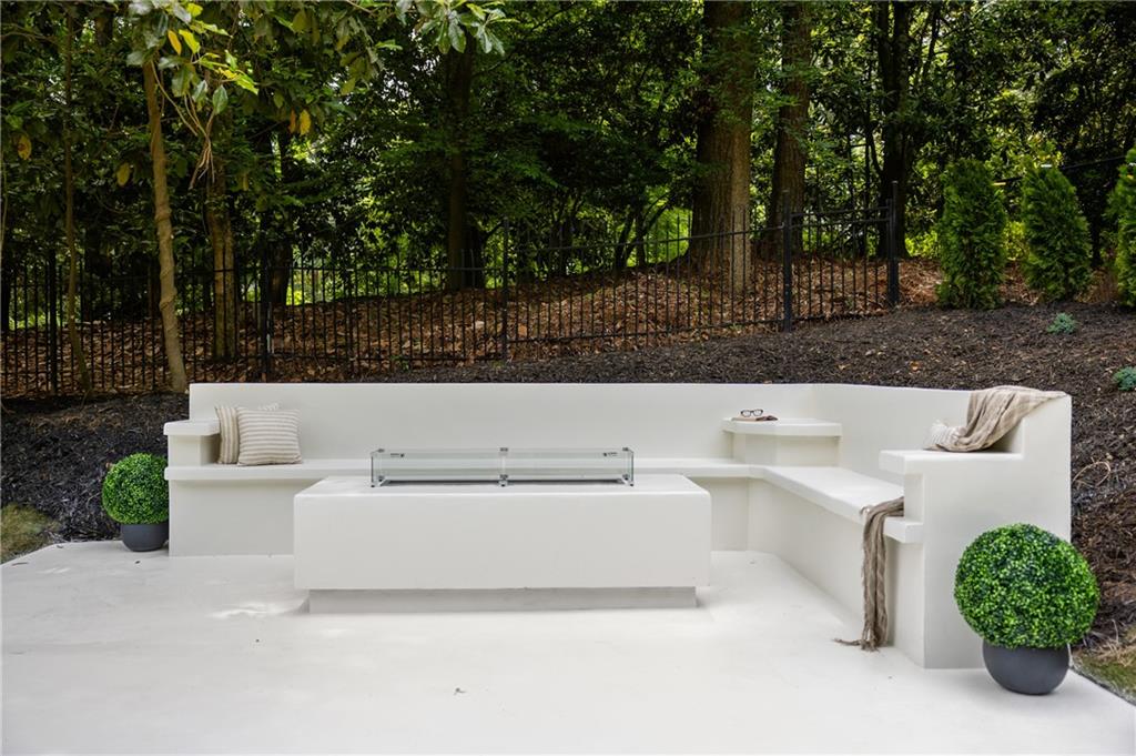 Sandy Springs - Residential